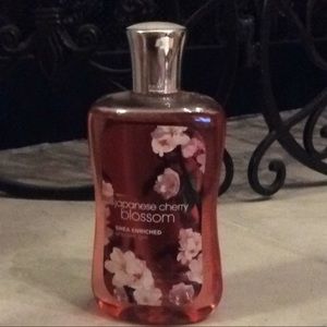 Bath & Body Works JAPANESE CHERRY BLOSSOM Shower Gel 10 oz